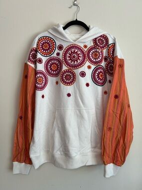 Free People Rare Find Embroidered Embellished Hooded Pullover size M/L